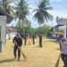Perkuat Silaturahmi, Brimob Gotong Royong Bersama Warga Neuheun Sambut Maulid
