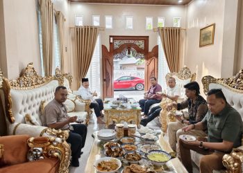 Bupati Nagan Raya dan Kasat Reskrim Hadiri Maulid Nabi di Cot Le Le, Perkuat Silaturahmi dan Kekompakan