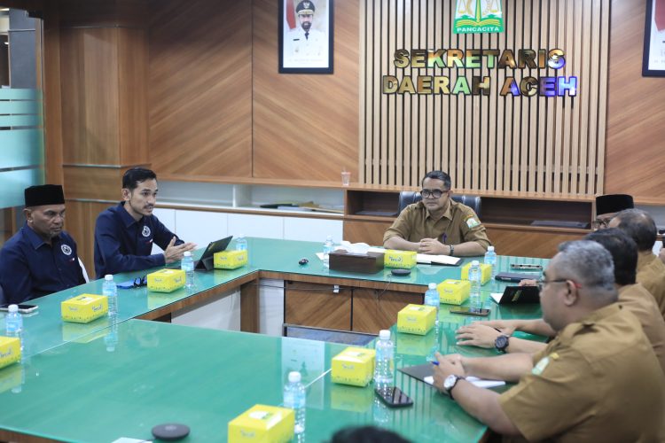 Plt. Sekda Aceh Terima Audiensi Komisioner KPIA, Perkuat Kolaborasi Pengawasan Penyiaran