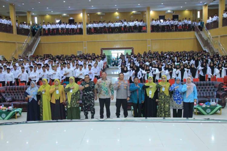 Kepala BNNP Aceh Bekali 635 Mahasiswa Baru UNMUHA, Waspadai Modus Narkoba melalui Liquid Vape