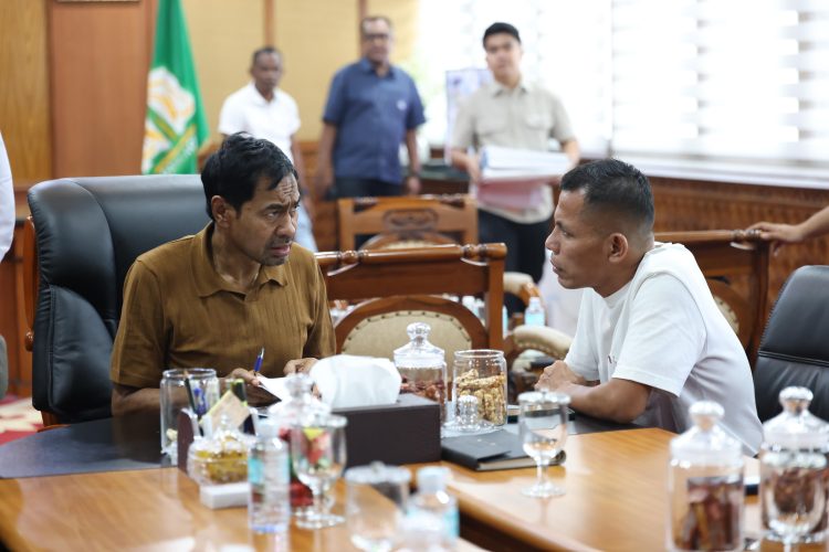 Stafsus Gubernur Terima Aduan Sawah Rusak Pascabencana di Aceh