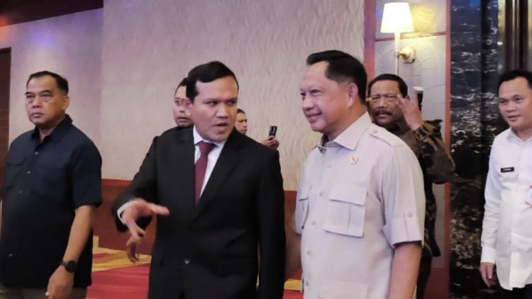 WAGUB ACEH HADIRI RAKORGUB SE-SUMATERA, DORONG SUMATERA JADI SATU KEKUATAN EKONOMI