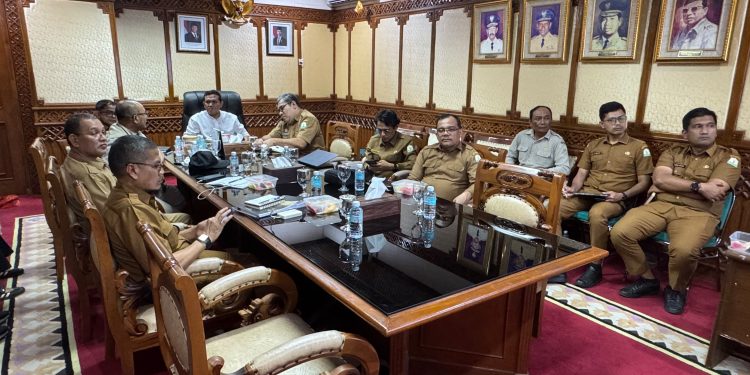DEK FADH IKUTI RAKOR SATGAS PERCEPATAN REHAB-REKON PASCABENCANA